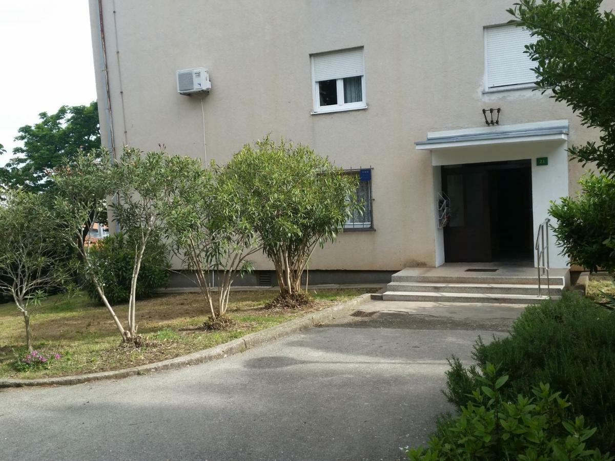 普拉Luka公寓 外观 照片